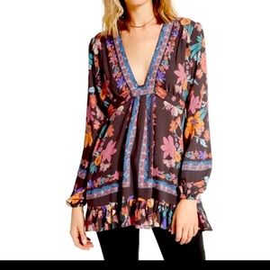 Free people size 4 long sleeve boho top